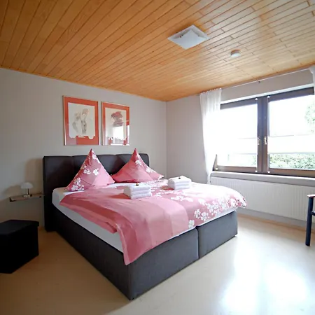 Hoffmann - Eifel * Nimshuscheid